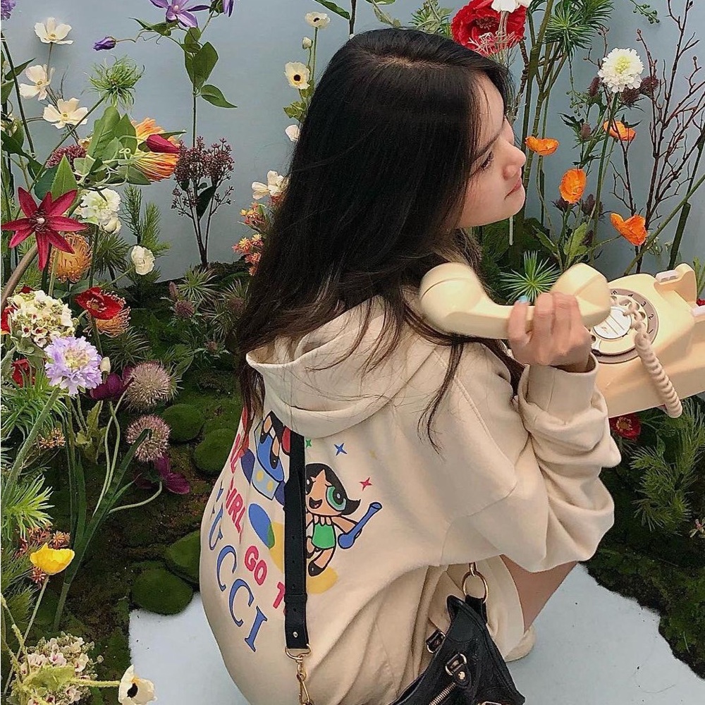 Mega Yacht Sweatshirt Hoodie Powerpuff Girls
Chanel Gucci - Picture 7 of 11